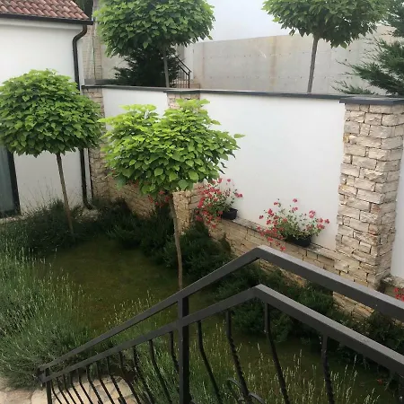 Plazza Master Apartment Vizinada