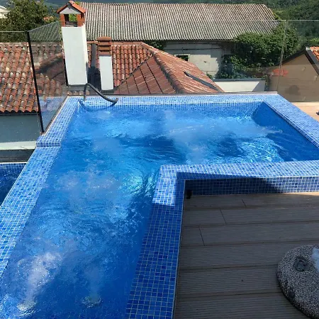 Plazza Master Apartment *