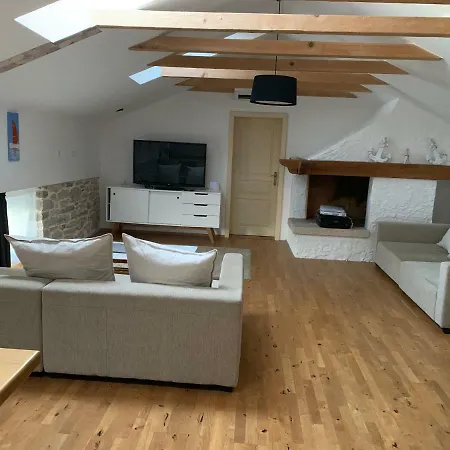 Plazza Master Apartment *