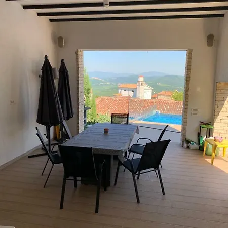 Plazza Master Apartment