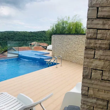 Plazza Master Apartment